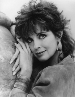 FanSource Linda Gray